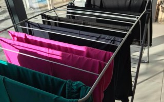 Stretchhoezen en topcovers voor partytafels wassen drogen